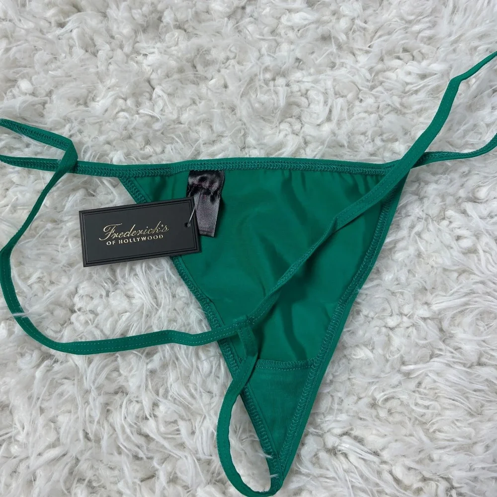 Frederick's of Hollywood Green Thong Panty‎ String Bikini Bottom 1X New
